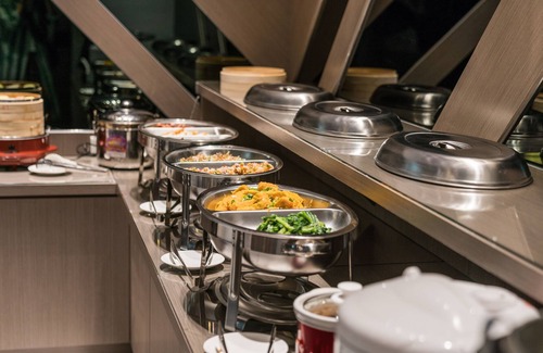 East District Bed & Breakfast | High Cloud International Business Hotel