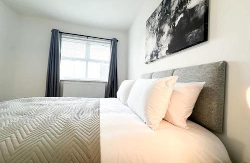 Ashington House | High Market Place by Blue Skies Stays