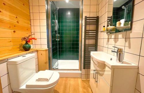 Newton le Willows Cabin | High Parks