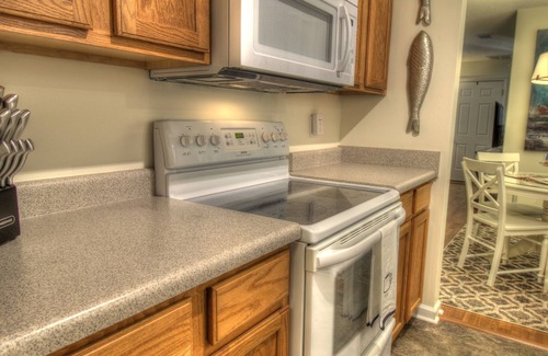 Athens Condo | High Point 300: 2BR/2BA Condo near University of Georgia Football and DT Athens
