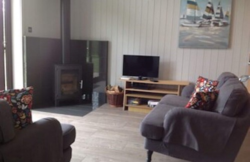 Cheddar Cabin | High quality accommodation for couples in semi rural setting