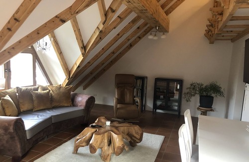 Innenstadt House | High quality furnished apartment in a prime location.