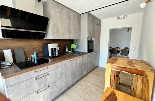 Werder House | High-quality vacation home near Potsdam, within walking distance of the water. Pet friendly!