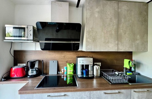 Werder House | High-quality vacation home near Potsdam, within walking distance of the water. Pet friendly!