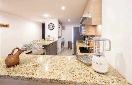 Cuenca Condo | High Security! Luxe River Oasis w/Mtn Views