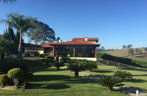 Jarinu House | High-standard farm 70 km from São Paulo, sport and leisure for all!