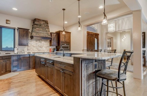 Colorado Springs House | Highland Heights! Luxe Mountain VIEWS w/Hot Tub