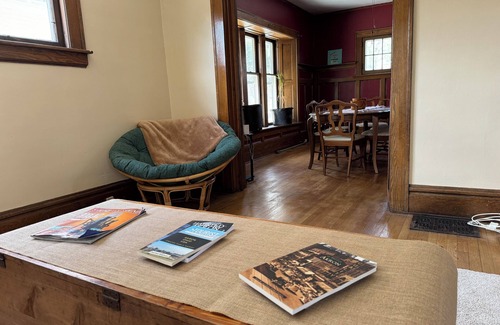 Highland Square House | Highland Square house dedicated to the history of Akron.