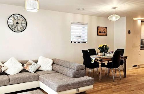 East Lewiston House | Highlands Lux - Luxury 3-Bed Holiday Home in Scotland