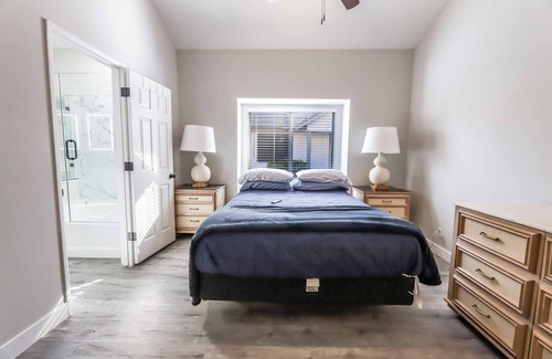 Green Valley North House | Highly Upgraded Elegant 4 Bedroom, 3 bathroom, 2 car Garage Green Valley Home!
