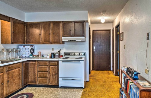 Long Lake Apartment | HighPlaines Haven Apt - Fish, Hunt & Relax!