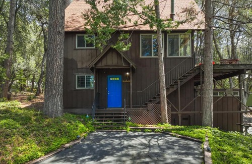 Twain Harte House | Hike, Bike and Golf Peaceful Cabin in Twain Harte!