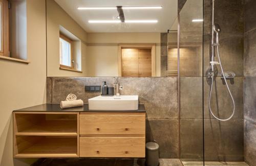 Tauplitz Apartment | HILL - 73 by AA Holiday Homes