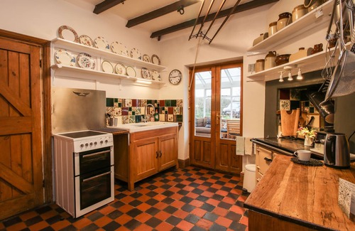 Acton Scott Cottage | HILL BROW, pet friendly, with open fire in Hatton, Shropshire