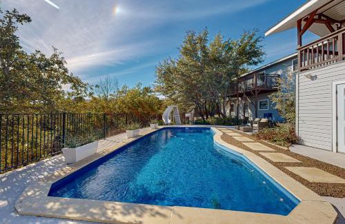 Travis Settlement House | Hill Country Getaway