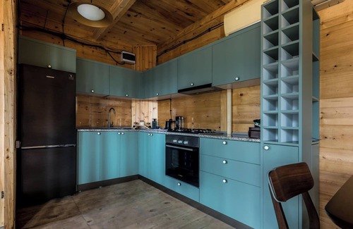 Khulo House | Hill Inn