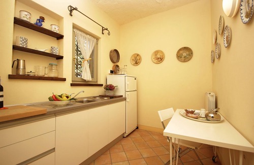 Guarene Apartment | Hill of Alba/Langhe/Roero- Romantic historic home- 7 nights special offer