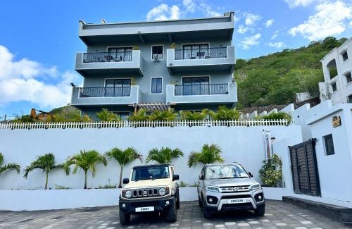 Candos Apartment | Hill Sea Apartment