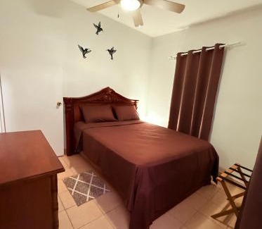 Marigot Apartment | Hill Top Cottage