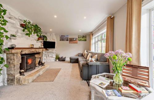 Romsey House | Hill Top