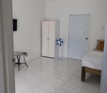 Tower Isle Bed & Breakfast | Hill View Rooms