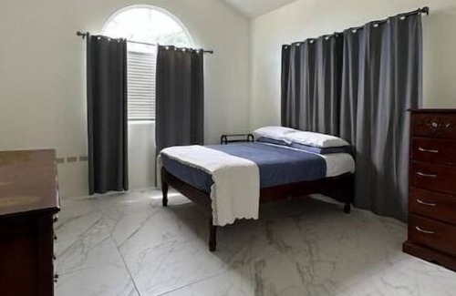 Kingston Villa | Hill View Villa