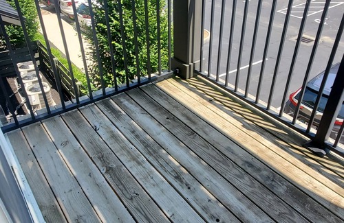 Tuttle West Apartment | Hillard/Dublin large apartment, furnished!