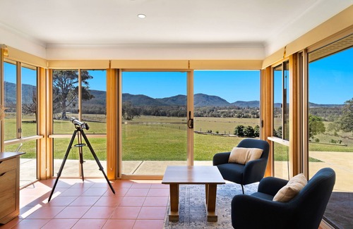Elderslie House | Hillbrook Estate - Magnificent Vistas