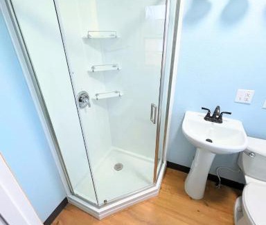 Rapid River Hotel | Hillcrest Motel