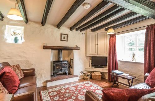 Bromlow House | Hillgate House