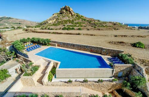 Marsalforn Apartment | Hillock Residence Apartments