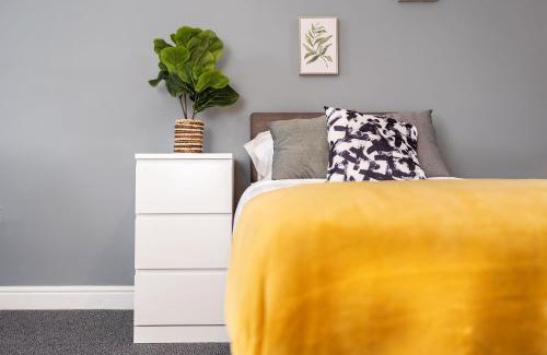 Mexborough Apartment | Hills Close