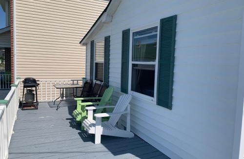 Twillingate House | Hillside Cottage
