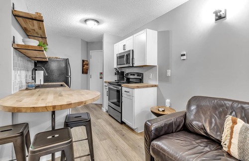 Great Valley Condo | Hillside Getaway in Ellicottville w/pool nearby! Sleeps 4!