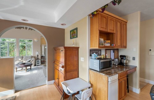 Rabbit Creek House | Hillside Haven