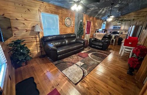 Longview House | Hillside Hideaway