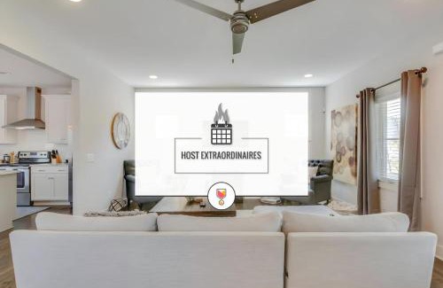 Katie Hill Neighborhood House | Hilltop Charmer Super Close To Downtown Three Bedroom