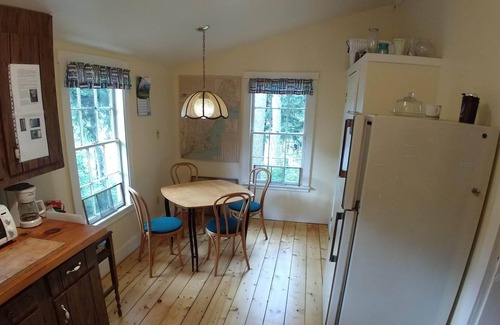Littleton House | Hilltop Cottage on Partridge Lake. A family-friendly community in Littleton, NH.