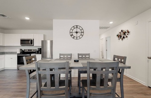Pomerene House | Hilltop Haven 3BD/2BTH in Beautiful Benson, AZ nPets OKn