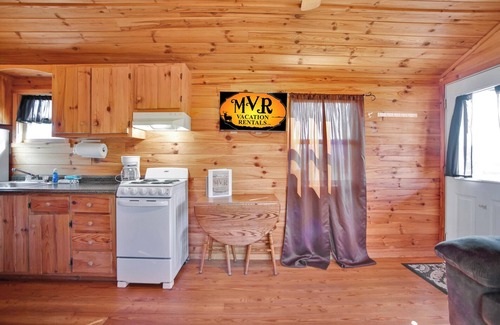 Knoxville House | Hilltop Hideaway 2 - Special Rates for 30 day stays!