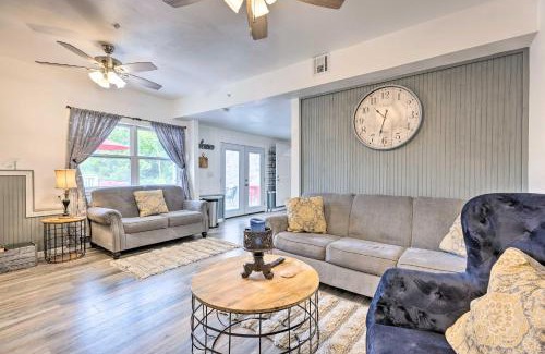 Branson House | Hilltop Hideaway Branson Home with Trampoline!