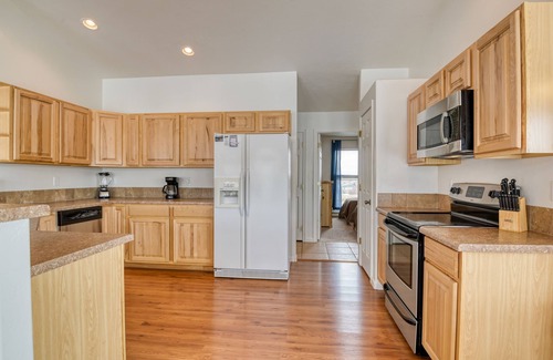 Alpine Village House | Hilltop Home w/Great Mountain Views, Back Porch, WiFi, W/D & Attached Garage
