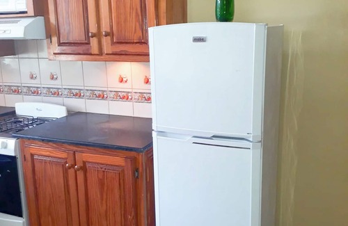 Portsmouth Apartment | Hilltop-view 1-bedroom apartments in Portsmouth with WiFi, AC