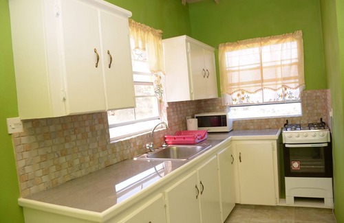 St. George's Apartment | Hillview Apartments and Vehicle Rental
