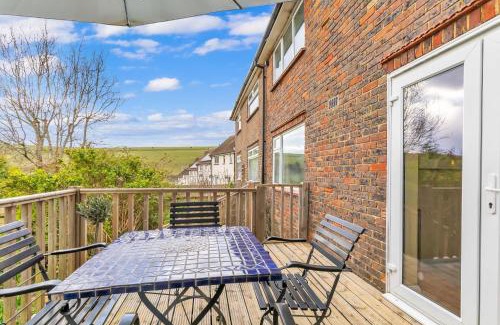 Plumpton Green House | Hillview House By My Getaways