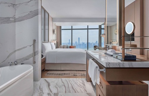 Yue Lu Hotel | Hilton Changsha Riverside