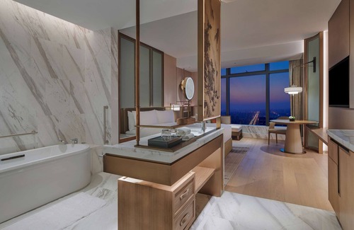 Yue Lu Hotel | Hilton Changsha Riverside