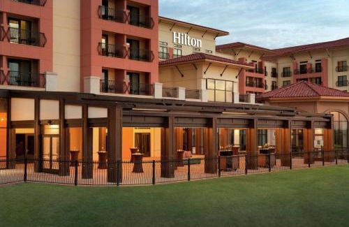 Rockwall Resort | Hilton Dallas/Rockwall Lakefront Hotel