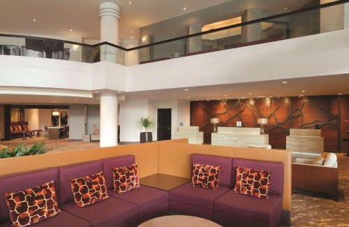 East Brunswick Hotel | Hilton East Brunswick