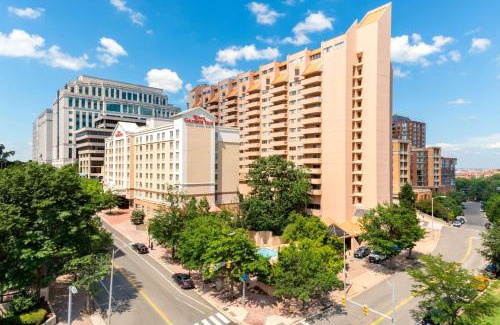 Radnor - Fort Myer Heights Hotel | Hilton Garden Inn Arlington/Courthouse Plaza